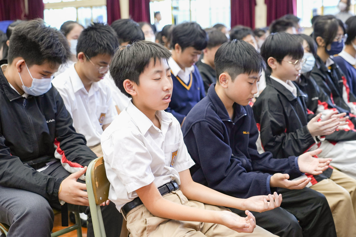 1700532059Y15YZ 靜觀正念漫遊