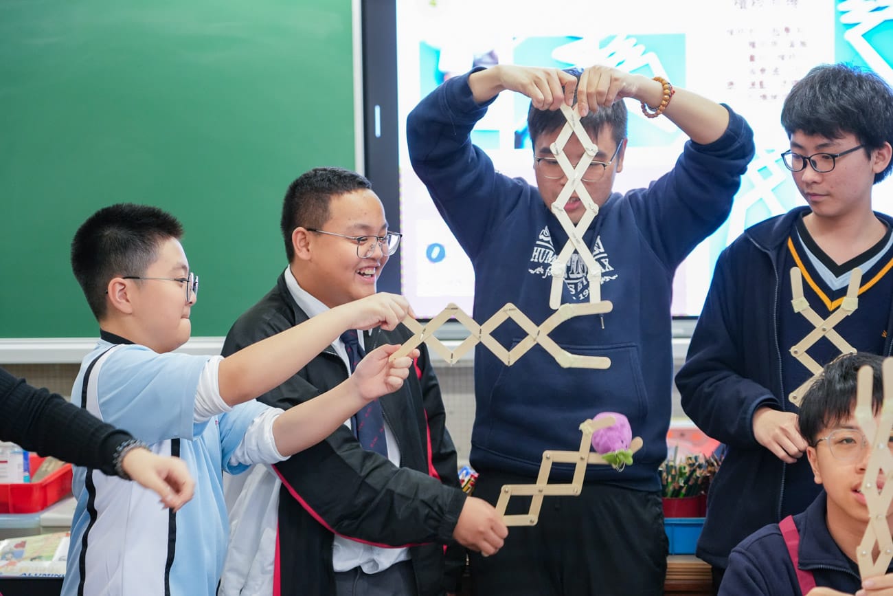 STEAM WEEK 生物化學物理工作坊